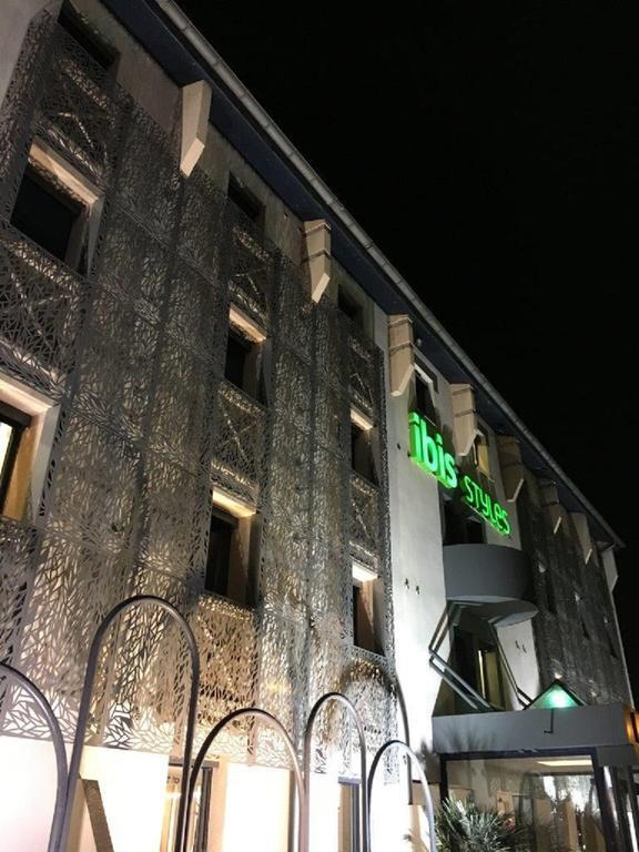 Ibis Styles Toulouse Nord Sesquieres Exterior foto