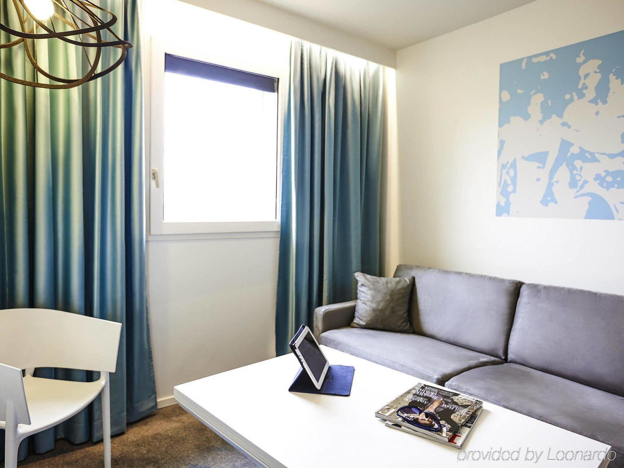 Ibis Styles Toulouse Nord Sesquieres Exterior foto