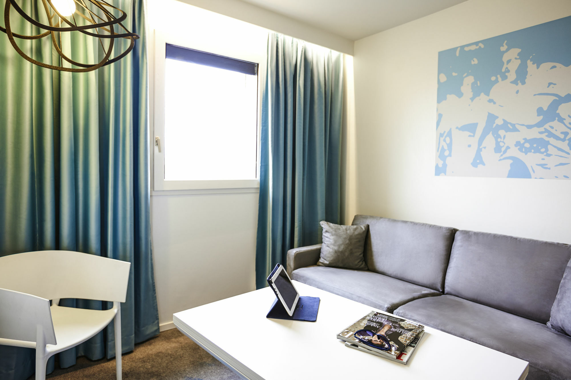 Ibis Styles Toulouse Nord Sesquieres Exterior foto