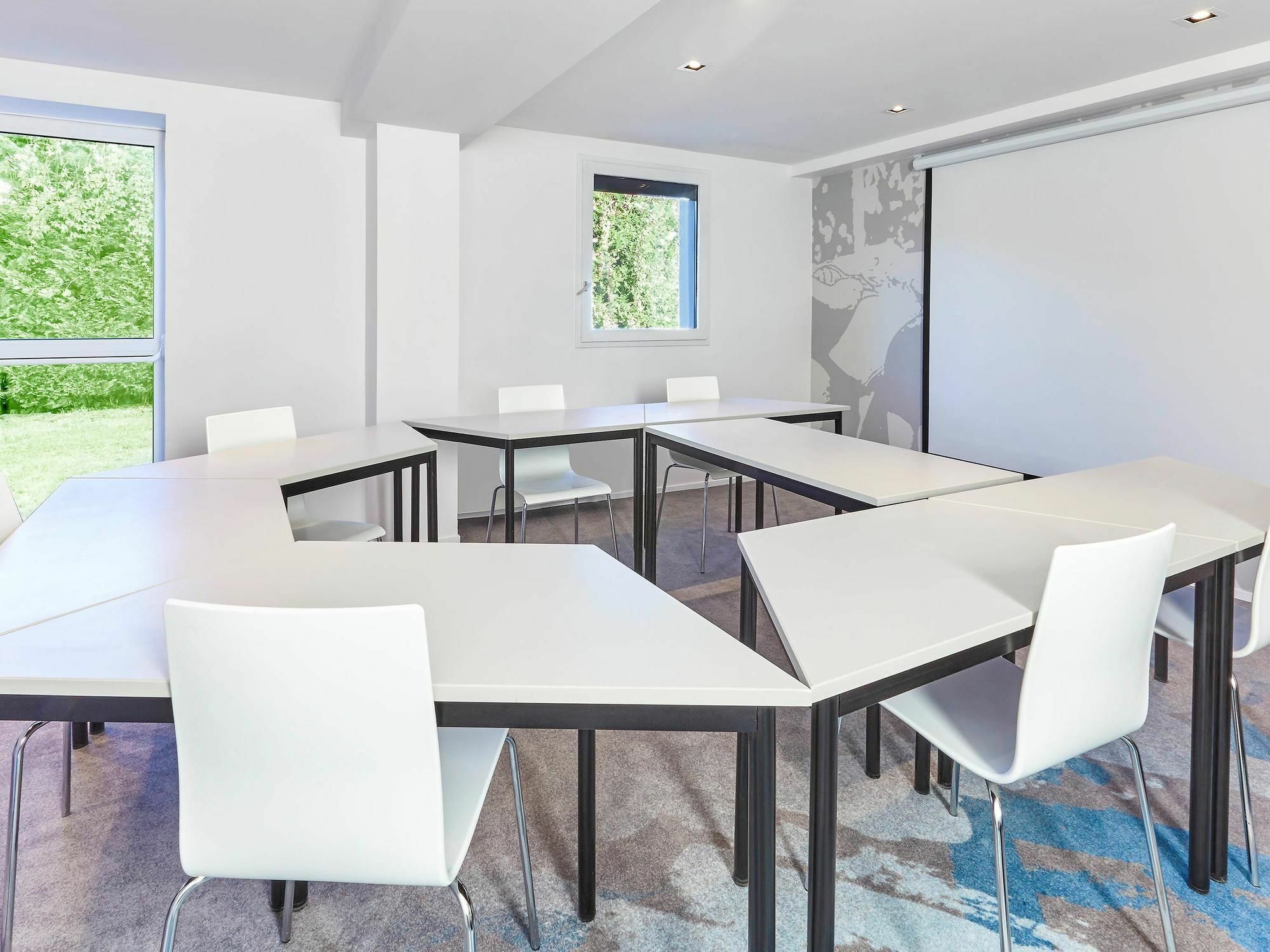 Ibis Styles Toulouse Nord Sesquieres Exterior foto