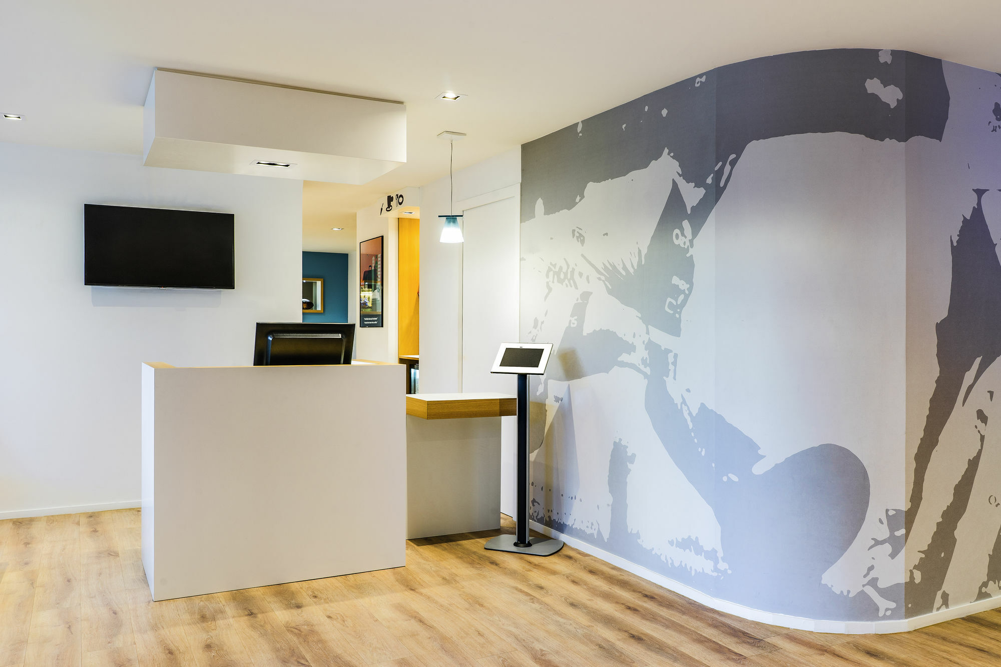 Ibis Styles Toulouse Nord Sesquieres Exterior foto